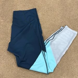 NWT Fabletics Zone High Waisted 7/8 leggings size L